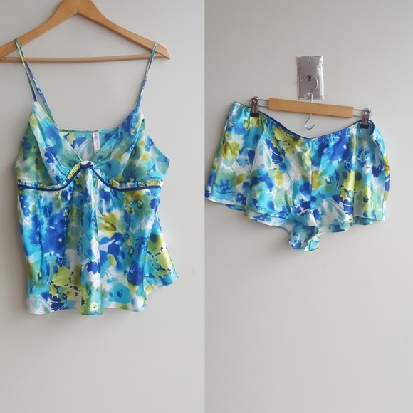 Gilligan & O'Malley Other - Silky Two-Piece Pajamas